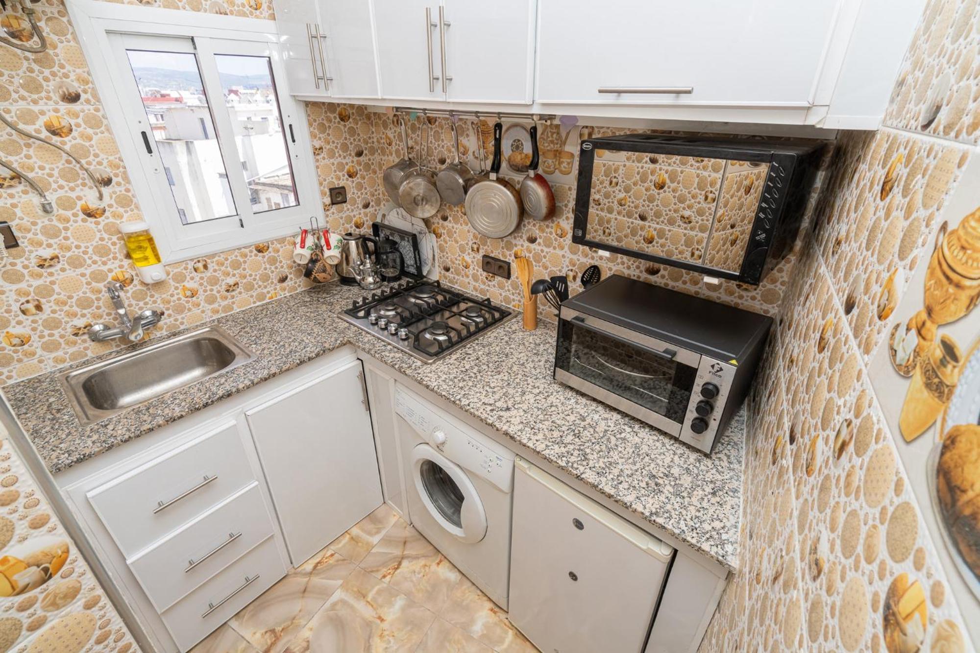 Appartement Ensolleille Au Coeur De Tanger Buitenkant foto